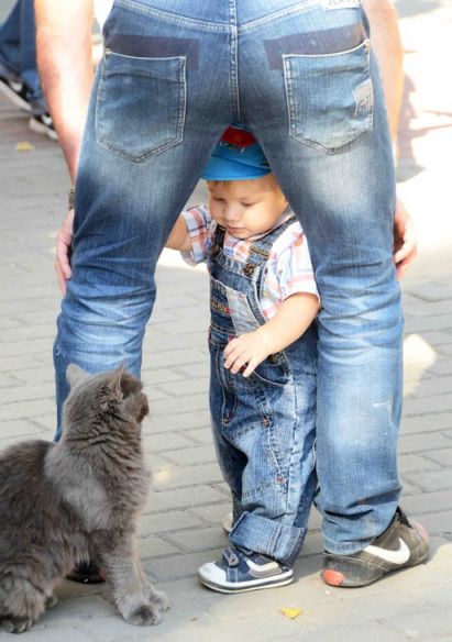 Дети привет киса !